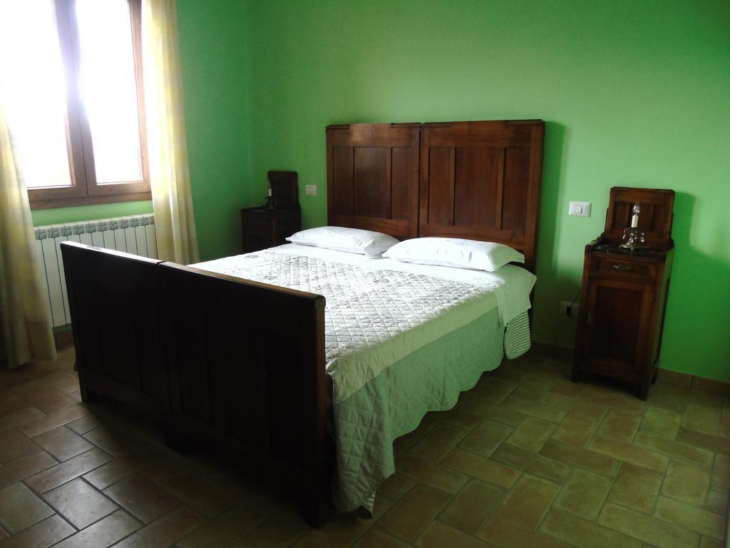 Agriturismo Poponi Βίλα Τόντι Δωμάτιο φωτογραφία